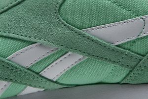 Reebok Buty damskie Classic Nylon Slim zielone r. 37 (BD1781) 5