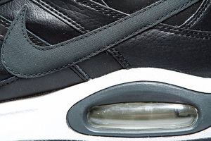 Nike Buty męskie Air Max Command Leather czarne r. 45 (749760-001) 5