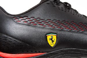 Puma Buty męskie SF Drift Cat 5 Ultra II czarne r. 43 (306422-01) 3