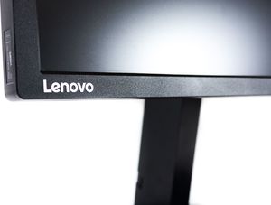 Monitor Lenovo T2324P Klasa A 3