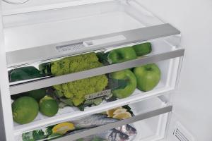 Lodówka Whirlpool W7 931A W 5