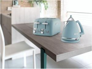 Czajnik DeLonghi Argento Flora KBX 2016.AZ 7