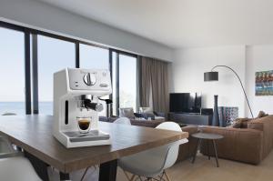 Ekspres ciśnieniowy DeLonghi ECP 33.21.W 4