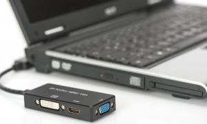 Adapter AV Digitus DisplayPort - HDMI - D-Sub (VGA) - DVI-I czarny (DB-340418-002-S) 3