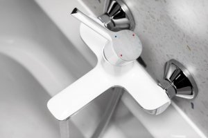 Bateria wannowa KFA Angelit ścienne biały (4724-010-40) 5