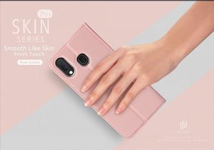 Dux Ducis Etui portfel Dux Ducis Skin Leather SAMSUNG GALAXY A20e granatowe uniwersalny 8