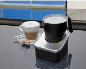 Spieniacz do mleka Clatronic Czarny (MS3326) 2