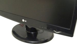 Monitor LG Monitor Flatron W2243S 22' 1920x1080 D-SUB Czarny Klasa A uniwersalny 2