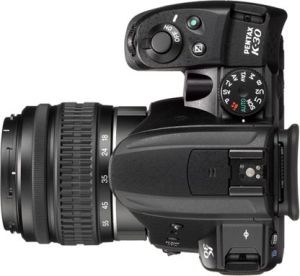 Lustrzanka Pentax K 30 Kit czarny + DA 18-55 mm WR + DA 50-200 mm WR (1571500) 3