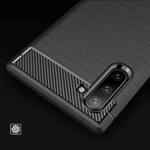 Hurtel Carbon Case elastyczne etui pokrowiec Samsung Note 10 czarny uniwersalny 7