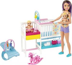 Lalka Barbie Mattel Skipper: Klub opiekunek - opieka nad maluszkiem (GFL38) 1