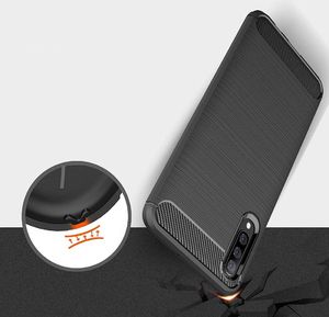 Etui pancerne plecki Carbon SAMSUNG GALAXY A80 czarne uniwersalny 6