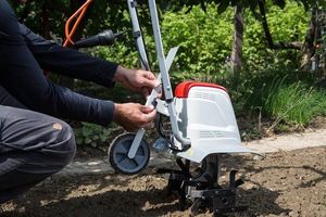 Glebogryzarka Hecht FEM1500 11