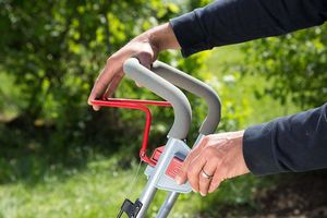 Glebogryzarka Hecht FEM1500 12