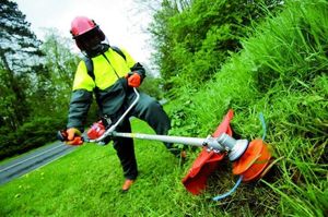 Hecht Kosa spalinowa 145 Moc 2km 15