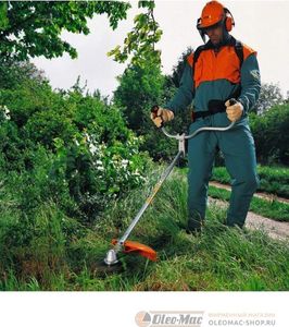 Oleo-Mac OLEO MAC BC 550 MASTER PROFI KOSA SPALINOWA DO TRAWY PROFESJONALNA WYKASZARKA PODKASZARKA PODCINARKA MOC 3.7 KM KLASA PREMIUM 61409001E2 uniwersalny 12