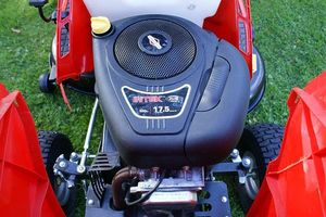 Traktor ogrodowy Hecht 5176 7