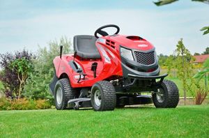 Traktor ogrodowy Hecht 5927 2