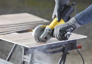 Szlifierka Stanley FMEG220 4