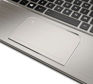 Laptop Toshiba Satellite P75-A7200 3