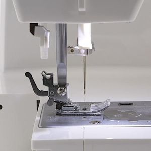 Maszyna do szycia Łucznik Marilyn HD 2018 3