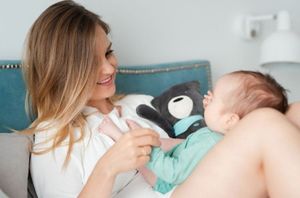 Szumisie Szumiący Miś Matt czujnik snu i aplikacja 4