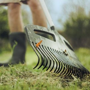 Fiskars Grabie do trawnika Xact L 49 cm 1027037 2