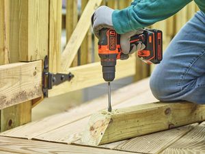 Młotowiertarka Black&Decker Bdcdd186K 2