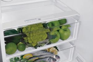 Lodówka Whirlpool W7 821I W 5