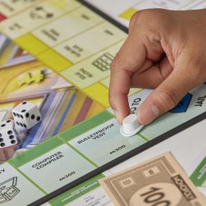 Hasbro Gra planszowa Panna Monopoly 3