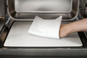 Kuchenka mikrofalowa Caso MCG30 Ceramic Chef 3