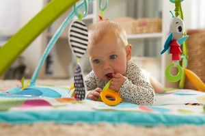 Tiny Love Gimnastyka dla bobasa Słoneczny Dzień 2