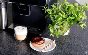 Ekspres ciśnieniowy 4Swiss A10 Home czarny 4