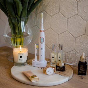 Szczoteczka 4Swiss Sensitive Care ST212 Golden Edition Biała 9