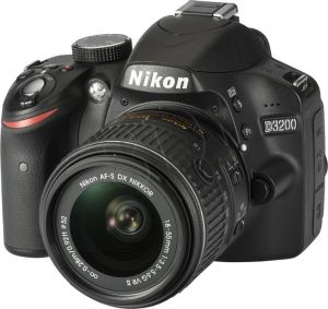 Lustrzanka Nikon D3200 + 18-55VR II (VBA330K009) 1
