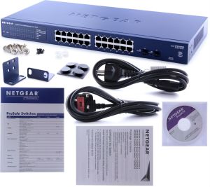 Switch NETGEAR GS724T-400EUS 2