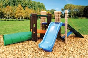 Little Tikes Plac Zabaw Przeplotnia ze Zjeżdżalnią 2