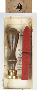 Rubinato Stempel mosiężny z drewnianą rączką w zestawie z lakiem w etui KSIĘŻYC 7629 1