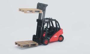 Bruder Wózek widłowy Linde H30D (02511) 4