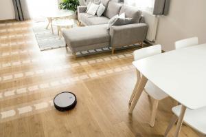 Robot sprzątający Sencor SRV 2230TI 18