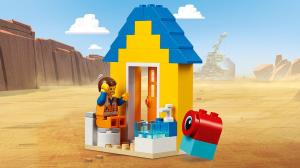 LEGO Movie 2 Zestaw konstrukcyjny Emmeta (70832) 7