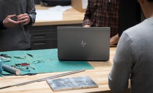 Laptop HP HP ZBook 17 G5 i7-8850H 32/512GB SSD Quadro P3200 6