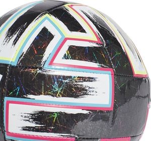 Adidas Piłka nożna adidas Uniforia Training FP9745 4 5