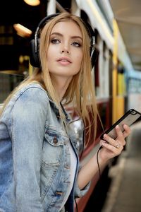 Słuchawki Edifier H880 12