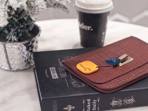 Acurel iTrack1 lokalizator kluczy Bluetooth GPS czarny uniwersalny 12