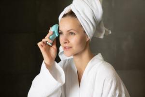 Beautifly Zestaw B-Scrub peeling kawitacyjny + B-Fresh szczoteczka soniczka miętowy (BF-066) 5