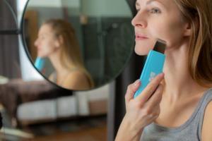 Beautifly Zestaw B-Scrub peeling kawitacyjny + B-Fresh szczoteczka soniczka miętowy (BF-066) 6