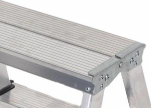 AWTools AW DRABINA TABORET 7 STOPNI 125KG AW23007 3