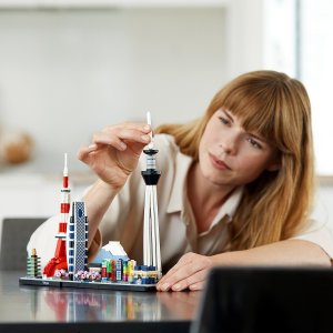LEGO Architecture Tokio (21051) 4