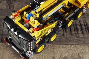 LEGO Technic Żuraw samochodowy (42108) 6